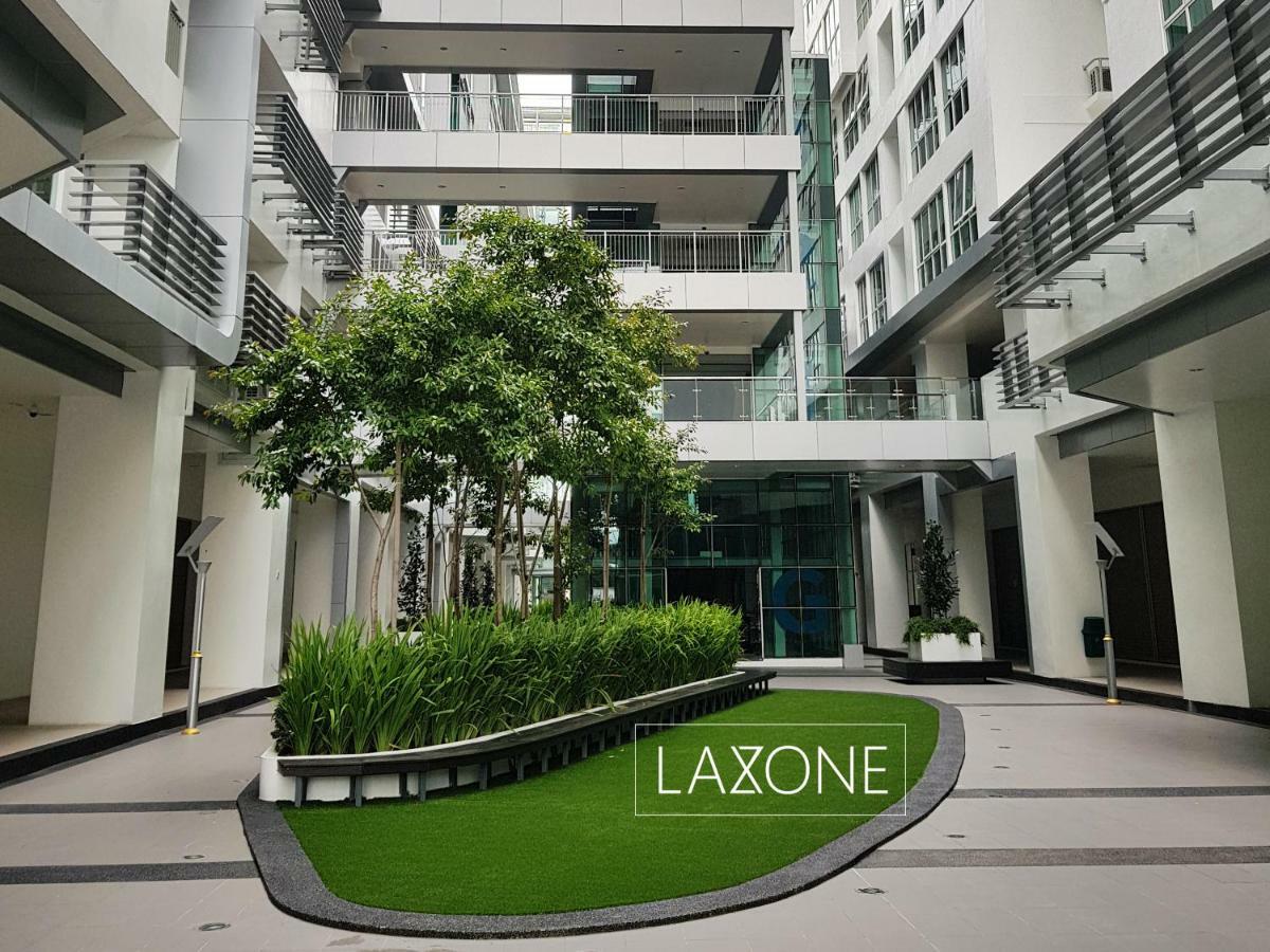 Sutera Avenue Kota Kinabalu - Laxzone Suite Kampong Sembulan Екстер'єр фото